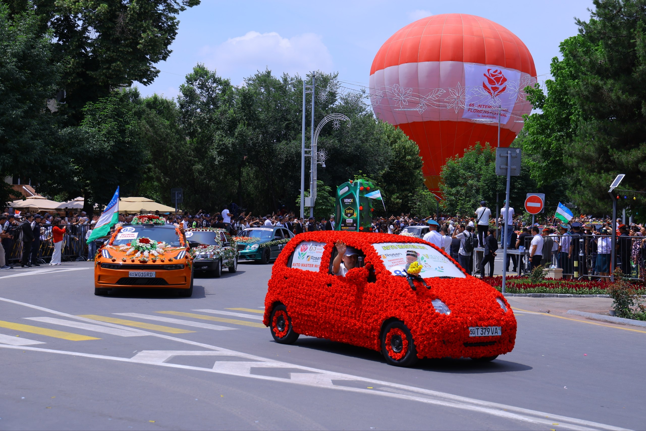 Namangan Once Again Becomes the Capital of Flowers: The 65th International Flower Festival Continues