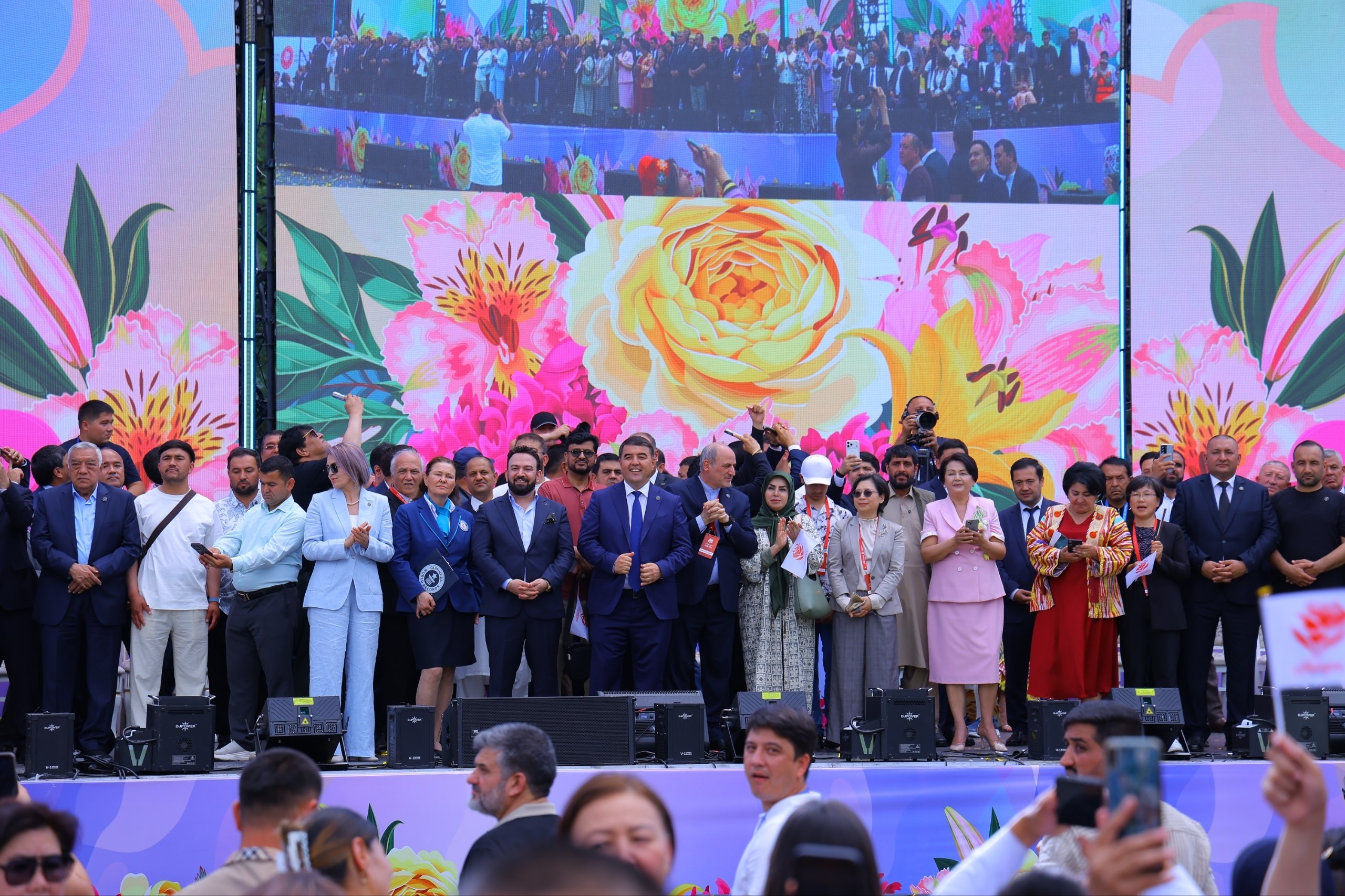 Namangan Once Again Becomes the Capital of Flowers: The 65th International Flower Festival Continues